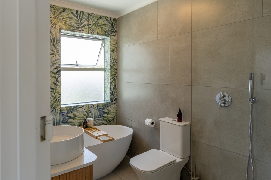 To Let 3 Bedroom Property for Rent in Big Bay Western Cape